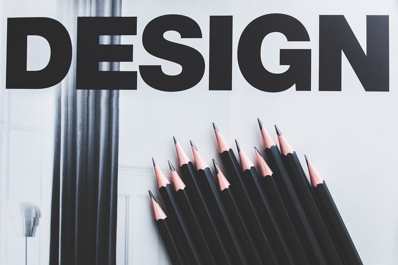 Využijte krásné designové propisky a tužky. 